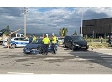 Çorum'da 2 otomobil çarpıştı: 3 yaralı