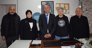 “Emeklilere iki bayramda birer maaş ikramiye verilsin”