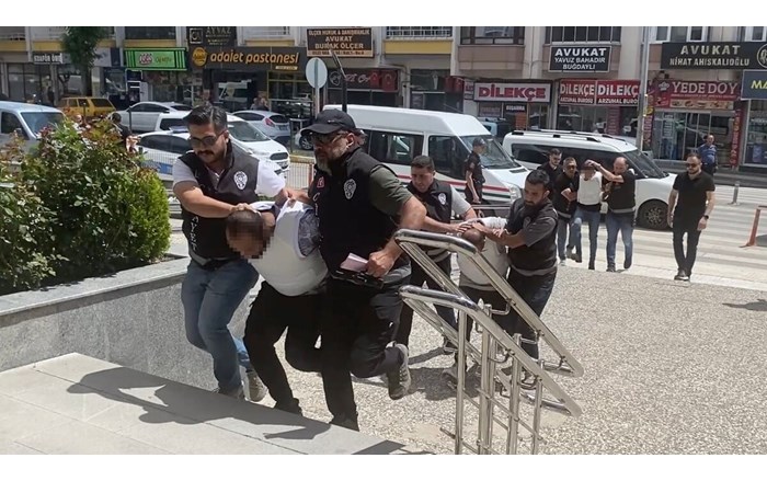 Katil zanlıları tutuklandı