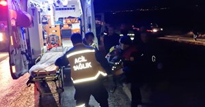 Kazaya müdahale eden trafik polisine kamyon çarptı