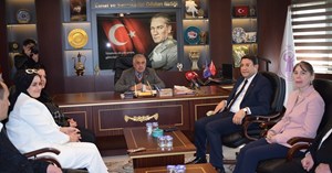 “Kendi imkanları ile gelişen Çorum, devlet yatırımları ile büyütülmelidir”