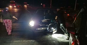 Kırmızı ışık ihlali yapan araç kazaya karıştı...