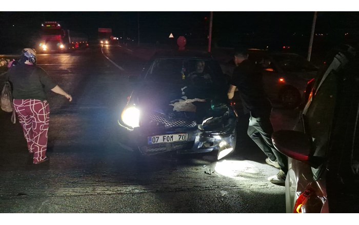 Kırmızı ışık ihlali yapan araç kazaya karıştı...