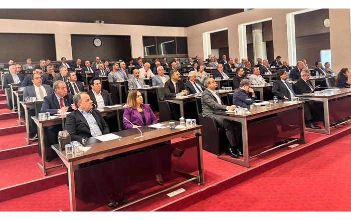 “Korkmayacağız, eğilmeyeceğiz, teslim olmayacağız”