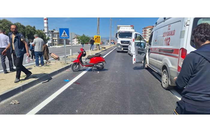 Motosiklet sürücüsü kazada can verdi