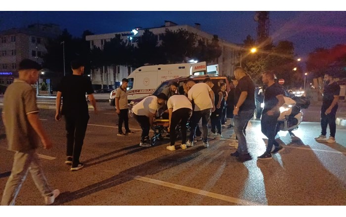 Motosiklet sürücüsü kazada yaralandı