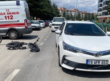 Otomobil ile elektrikli bisiklet çarpıştı: 1 yaralı