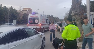 Otomobil ile motosiklet çarpıştı: 1 yaralı