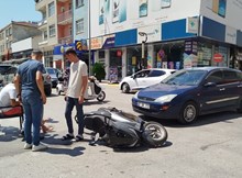 Otomobil ile motosiklet çarpıştı: 1 yaralı