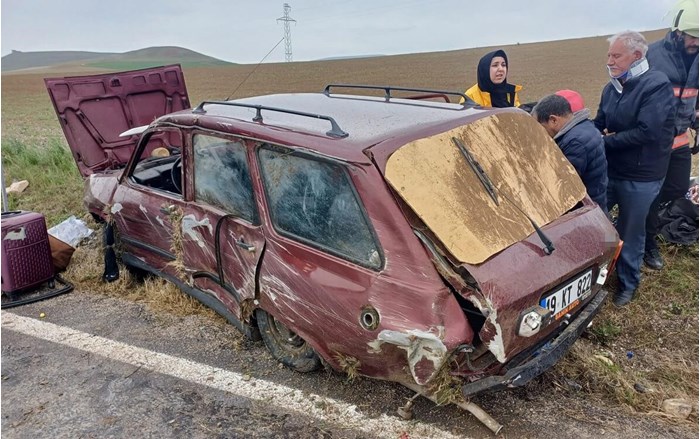 Otomobil takla attı: 6 yaralı