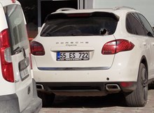 Park halindeki araç kurşunlandı