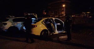 Polis ekiplerinden kaçan 4 kişi, kovalamaca sonucu yakalandı