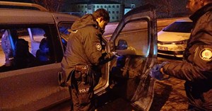 Polisten kaçan alkollü şahıs kovalamaca sonucunda yakalandı