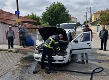Seyir halindeki otomobilde yangın