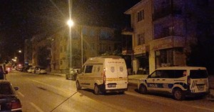 Tartıştığı kişilerin evinin önünden geçtiğini görünce kurşun yağdırdı