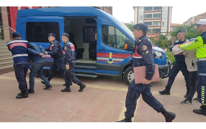 Zehir tacirleri tutuklandı