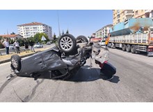 Zincirleme kazada 1’i çocuk 8 kişi yaralandı