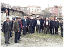 Nadık sakinleri 'neşter' bekliyor