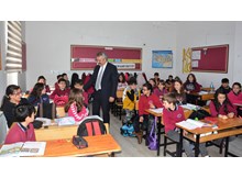 Mezun olduğu okulu müdür olarak ziyaret etti