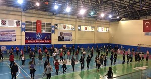 Sağlıklı yaşam için 'Zumba Dansı'