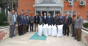 Çeltik üreticilerine tohum dağıtıldı