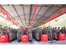 Bedelliler yemin ederek terhis oldu