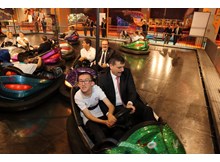 Vali Çiftçi, özel çocukların sevincini paylaştı