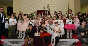 Çocuklardan Anneler Günü programı