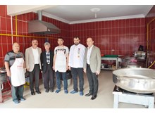 Alaca'da 4000 kişiye pide ve sıcak yemek