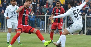 Umutlar rövanş maçında