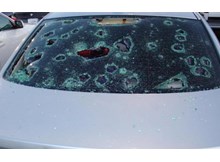 Dolu, 1500 araca zarar verdi