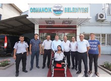 Engelli genç Ahmet’in akülü araç sevinci