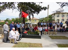 Şehit öğretmene duygulu anma