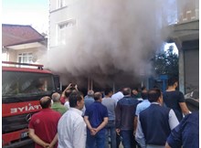 Tekstil mağazası yandı