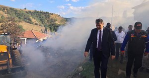 Köyde yangın çıktı, iki ev kül oldu