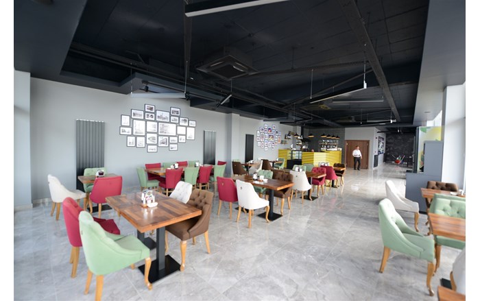 M_LLET-KAFE-3
