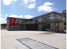 Kadeş Barış Meydanı’ndaki bina ihaleye çıkıyor