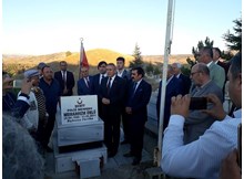 Kaya’dan şehit polisin mezarına ziyaret