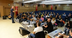 Türk Halk Müziği korosu çalışmalara başladı
