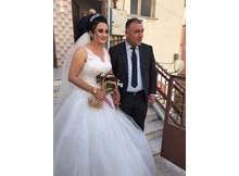 Çorumlu sanatçıya görkemli düğün