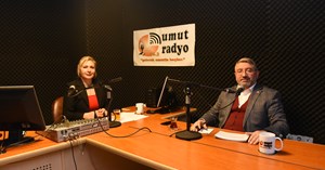 Aşgın, Umut Radyo'nun konuğu oldu