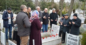 Tunaboylu kabri başında anıldı