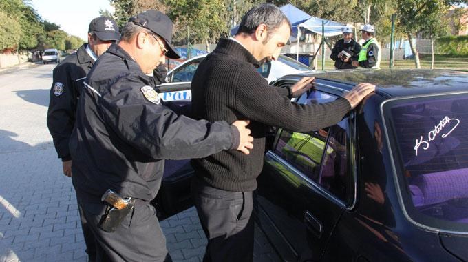 polis-3