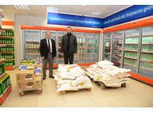 Hayırsever esnaftan örnek davranış