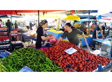 Meyve ve sebzeler elle seçilemeyecek!