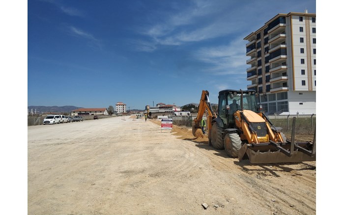 fen-lisesis-1.-cadde-kanal-calismasi-2