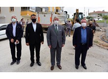 Dumlupınar sokaklarda asfalt bakımları yapılıyor