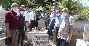 Olaylarda ölenlerin mezarları ziyaret edildi