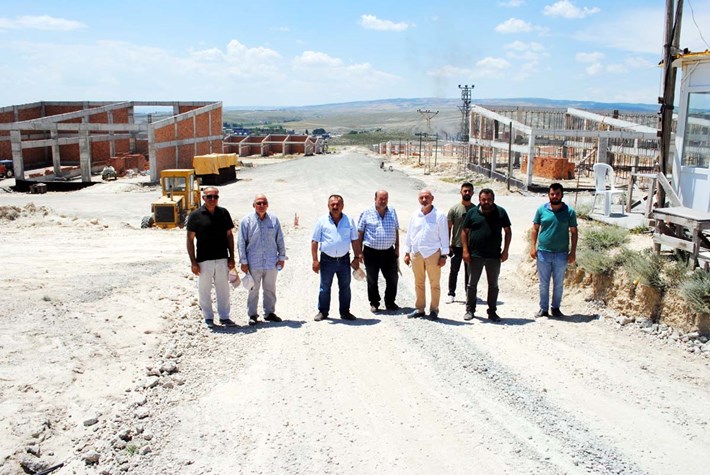 Zanaatkarlar, dur durak bilmiyor (1)