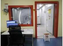 İş insanın bağışladığı MR cihazı hizmete girdi